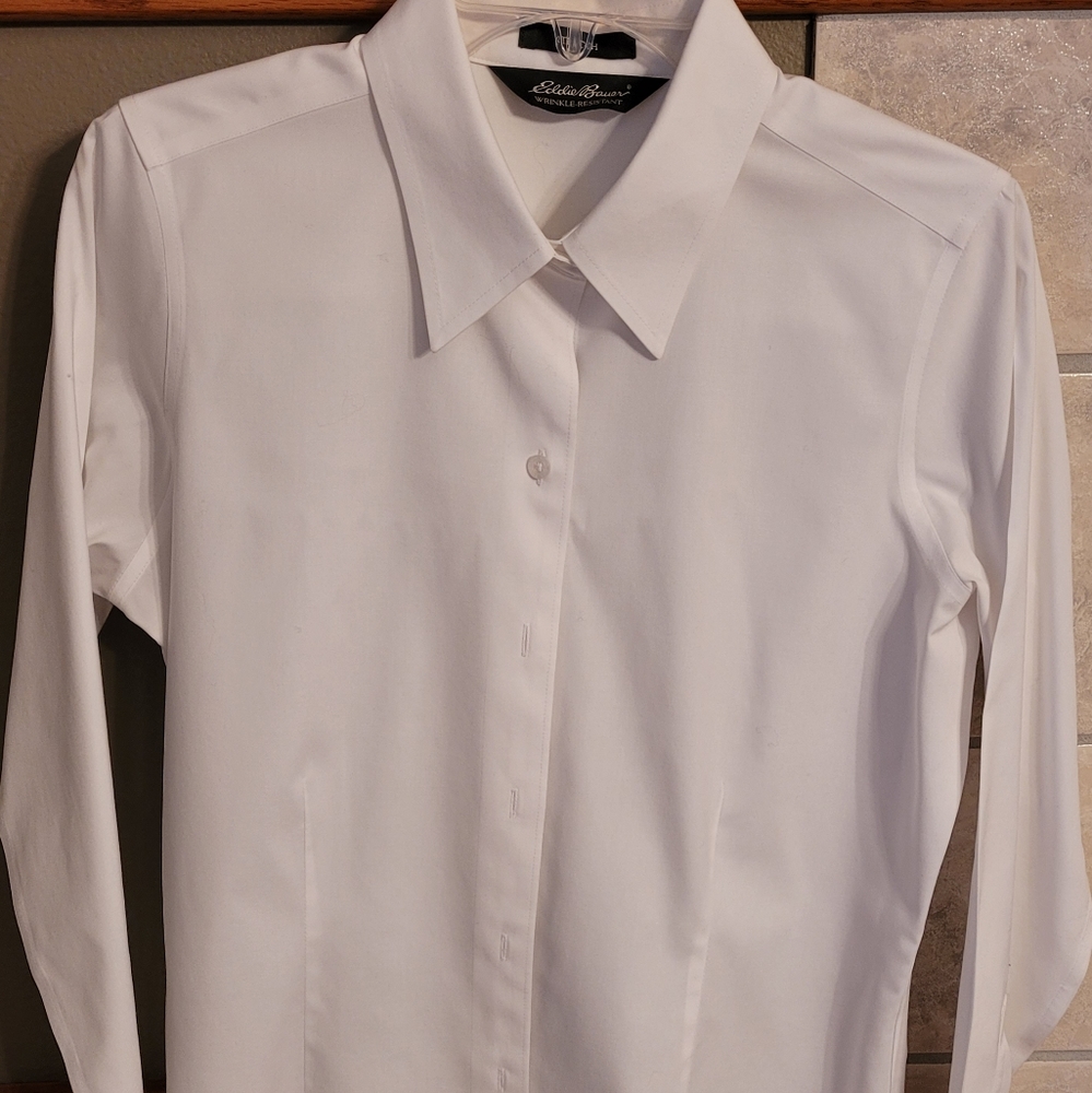 Eddie Bauer white button down, long sleeve blouse, petite medium